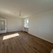 Renovierte 3-Zimmerwohnung mit Loggia - Bild 2