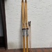 Holz-Langlauf-Ski der ca. 50er Jahre mit Stöcken - Bild 1