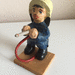 Handgeschnitzter Feuerwehrmann aus Edelholz  - Bild 3