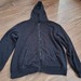 Kartons voller Kleidung  - Bild 4