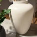 Große Deko-Vase beige matt uneben hygge Landhaus - Bild 1